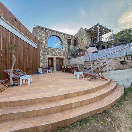 Heated Private Ozone Salt Pool, Jacuzzi, Cinema Inside & Outside, Ping Pong, Billiard, Ps5, Playground, Giant Chess, Giant Monopoly, Table Football, 3X Surround Sound - Villa Rokka Luxe Kíssamos Exterior foto